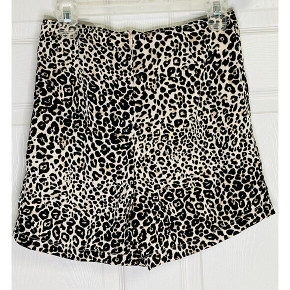 Mi Ami Women's Leopard Relaxed Fit Shorts Tie Front Belted Zip Back Size Small - Picture 2 of 9